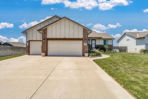 4411 N Jill St, Maize, KS, 67101-9022 | Card Image