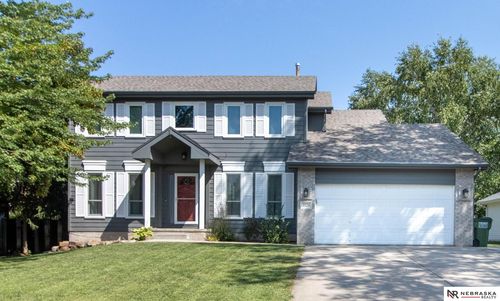 2124 Betsy Ave, Papillion, NE, 68133-2331 | Card Image