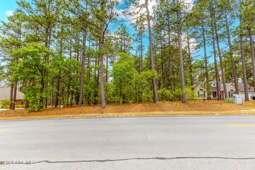 109 Longleaf Dr, West End, NC, 27376 | Card Image