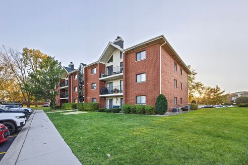 3a-18206 Rita Rd, Tinley Park, IL, 60477-6468 | Card Image
