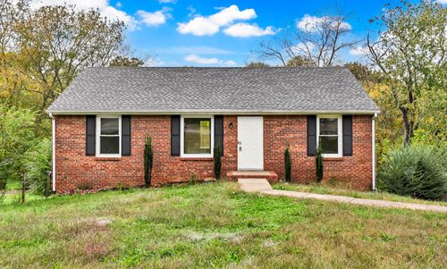 712 Green Valley Ct, Clarksville, TN, 37042-3489 | Card Image