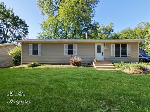 2110 Fairview Ave, Fox River Grove, IL, 60021-1627 | Card Image