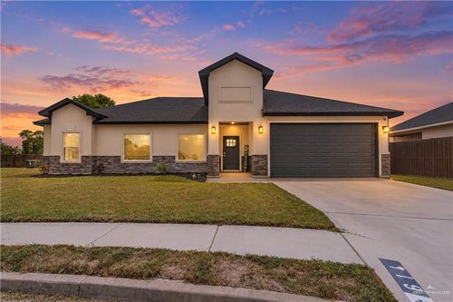 614 San Jacinto St, Mercedes, TX, 78570-4032 | Card Image