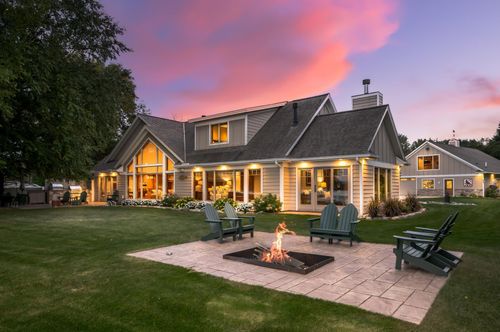 47096 Maple Leaf Ln, Elysian, MN, 56028-4540 | Card Image