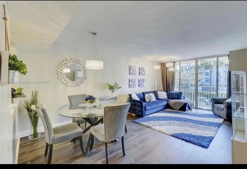 211-1350 Se 3rd Ave, Dania Beach, FL, 33004-5526 | Card Image