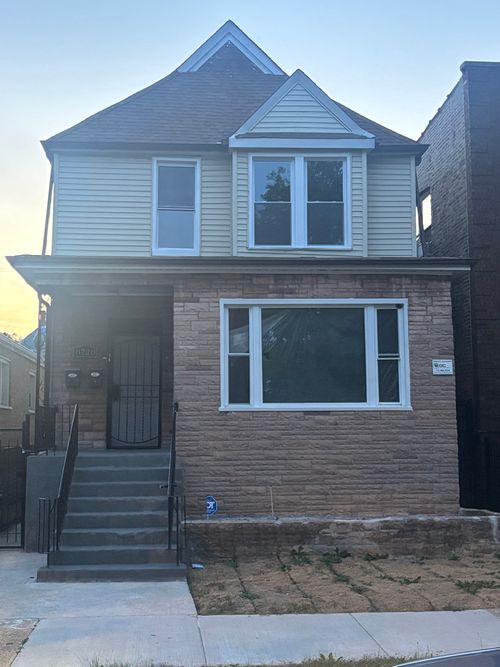 2-8720 S May Street, Chicago, IL, 60620 | Card Image