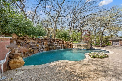 1920 Stonecastle Dr, Keller, TX, 76262-4911 | Card Image