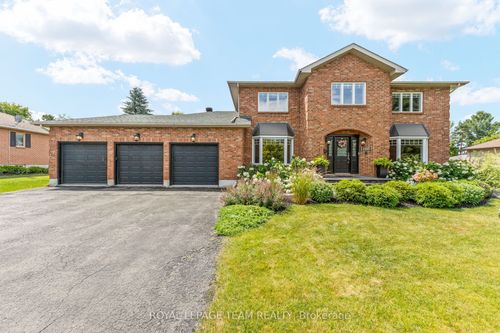1108 Lena Ave, Manotick, ON, K4M1G2 | Card Image