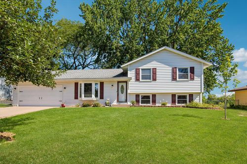 8630 81st St S, Cottage Grove, MN, 55016-3272 | Card Image