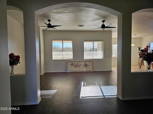 4072 S Skyline Ct, Gilbert, AZ, 85297-9667 | Card Image