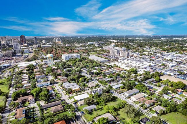 739 Nw 2 Nd Ave, Home with 3 bedrooms, 2 bathrooms and null parking in Fort Lauderdale FL | Image 25