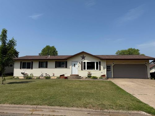 315 N State St, Prairie Du Chien, WI, 53821-1242 | Card Image