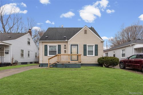 20228 Washtenaw St, Harper Woods, MI, 48225-2228 | Card Image