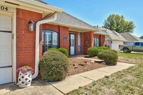 14604 Pony Rd, Oklahoma City, OK, 73134-1705 | Card Image