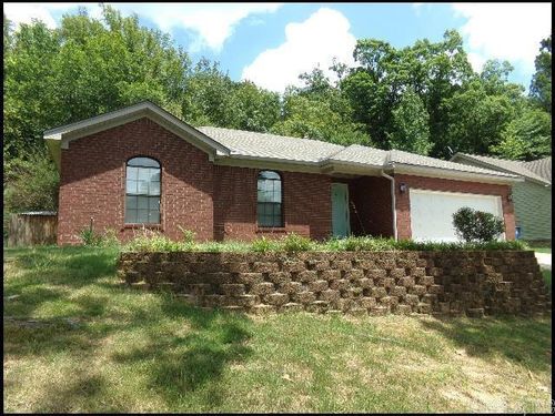 3704 Lakewood Valley Dr, North Little Rock, AR, 72116-7344 | Card Image