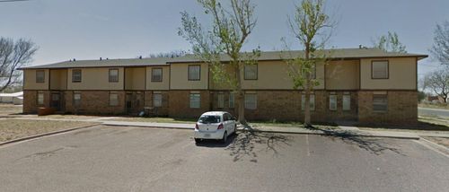 100 Ne 4th St, Seminole, TX, 79360-3702 | Card Image