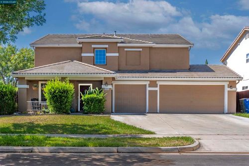 1418 Longhorn Ln, Patterson, CA, 95363-8848 | Card Image