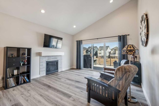 78 Bayview Circle Sw, Home with 4 bedrooms, 3 bathrooms and 2 parking in Airdrie AB | Image 12