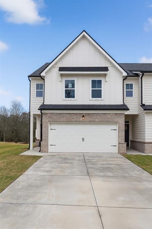 100-562 Madison St, Commerce, GA, 30529-3324 | Card Image