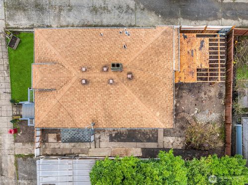 2614 E Pike St, Seattle, WA, 98122-3150 | Card Image