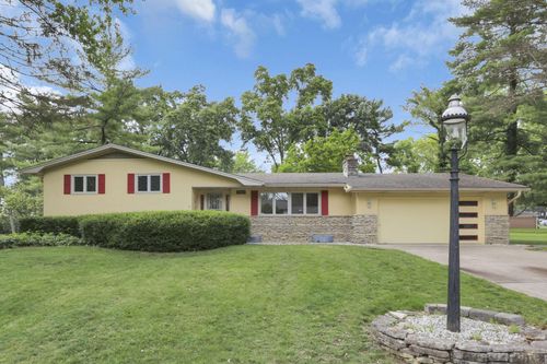5882 Timber Dr, Columbus, OH, 43213-2183 | Card Image