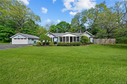 1400 Route 44, Pleasant Valley, NY, 12569-7814 | Card Image