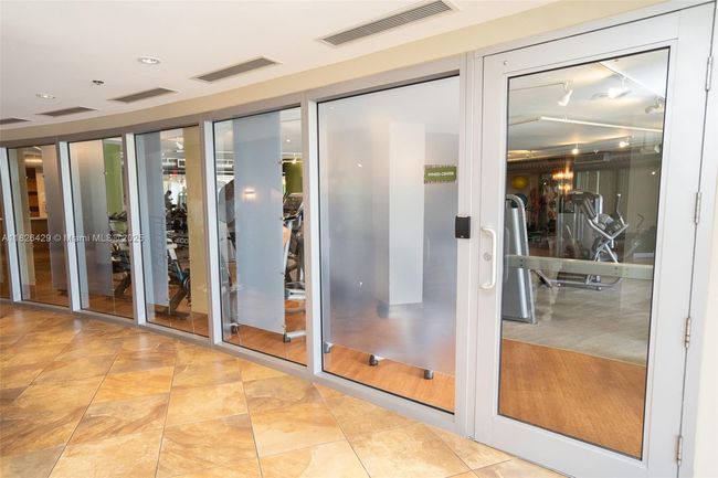 APT-1603N - 2641 N Flamingo Rd, Condo with 2 bedrooms, 2 bathrooms and null parking in Sunrise FL | Image 31
