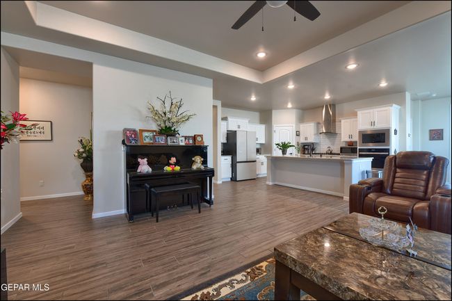 LIVING AREA | Image 16