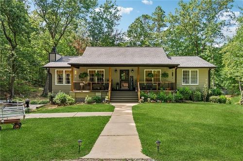 315 Rhine Rd Se, White, GA, 30184-3420 | Card Image