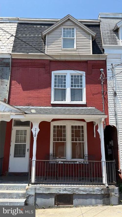 218 N Pine St, LANCASTER, PA, 17603-3435 | Card Image