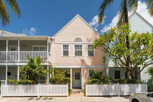 apt-9-210 Southard St, Key West, FL, 33040-8358 | Card Image