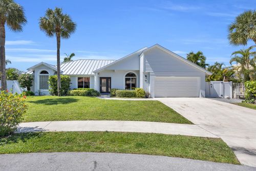 11 Hemlock Ln, Tequesta, FL, 33469-2119 | Card Image