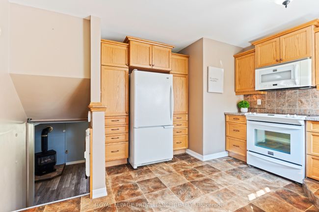 109 Old Madoc Rd, House other with 3 bedrooms, 1 bathrooms and 10 parking in Foxboro ON | Image 15