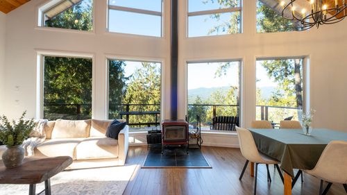 6855 Seaview Rd, Sechelt, BC, V7Z0E1 | Card Image