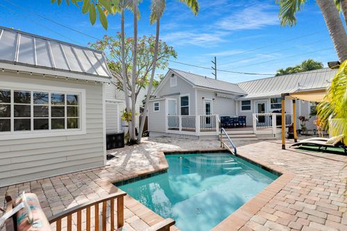 2211 Staples Ave, Key West, FL, 33040-3845 | Card Image