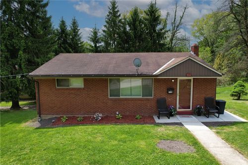 112 Lennox Dr, Penn Hills, PA, 15235 | Card Image
