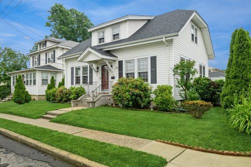 101 Oswego St, North Bellmore, NY, 11710-2445 | Card Image