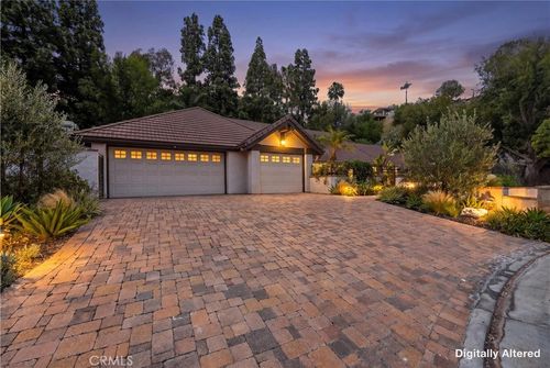 1812 Overview Cir, Santa Ana, CA, 92705 | Card Image