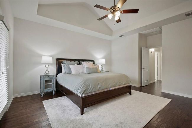 4904 Cloudcroft Ln, House other with 3 bedrooms, 3 bathrooms and null parking in Irving TX | Image 12