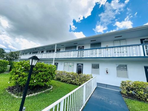 371 Markham Q, Deerfield Beach, FL, 33442-2716 | Card Image