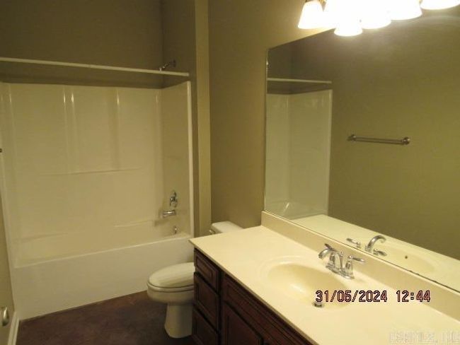 APT-18 - 1410 Robins St, Condo with 3 bedrooms, 2 bathrooms and null parking in Conway AR | Image 4