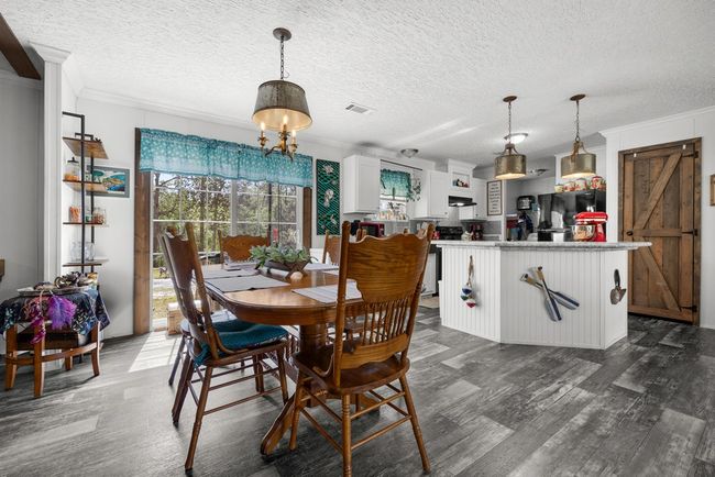 11200 Ne 22 Nd Ct, House other with 4 bedrooms, 3 bathrooms and null parking in BRANFORD FL | Image 8