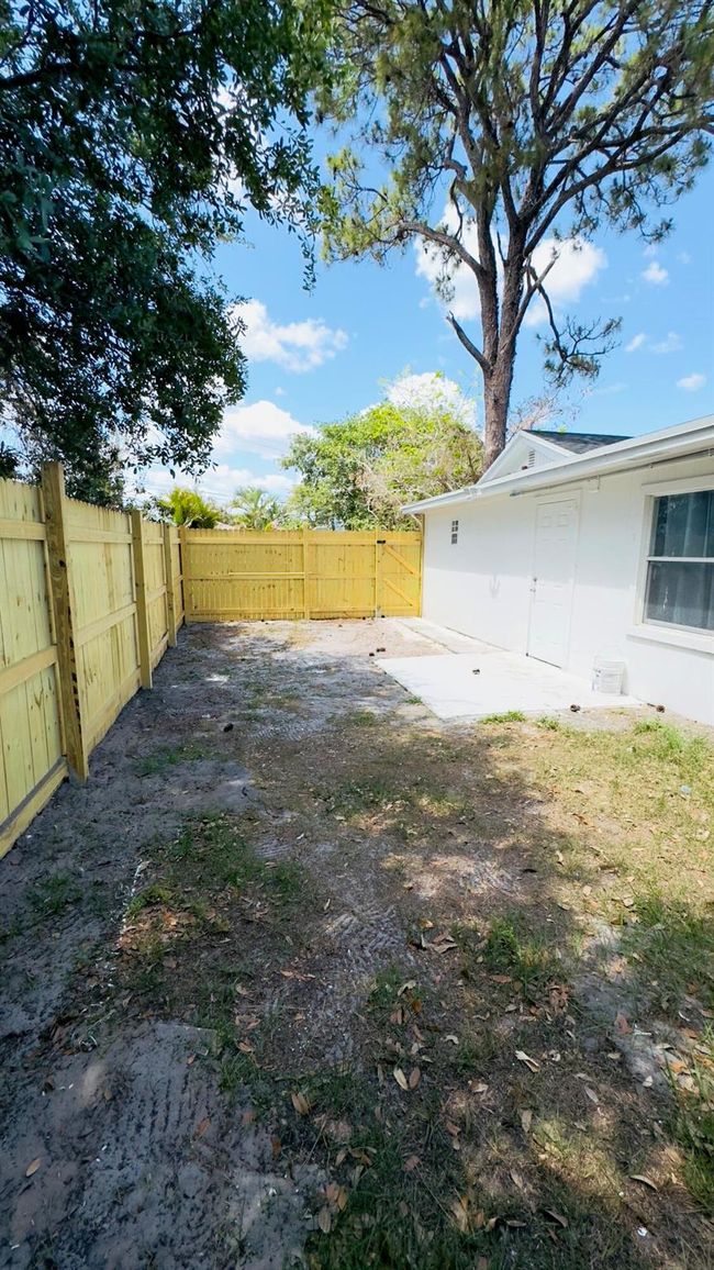 3950 Greenfield Ct, House other with 4 bedrooms, 2 bathrooms and null parking in Boynton Beach FL | Image 13