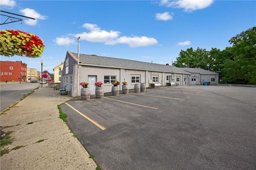 100 E Main St, Penn Yan, NY, 14527-1668 | Card Image