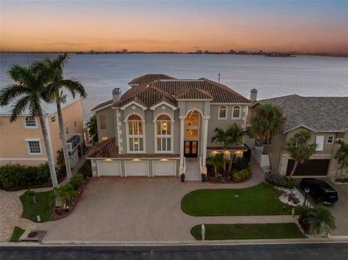 5907 Bayview Cir S, GULFPORT, FL, 33707-3929 | Card Image