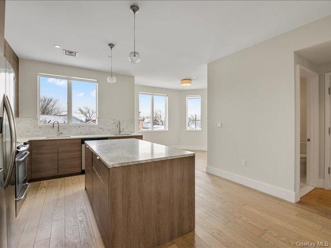 156 Beach 5 Th St, Home with 0 bedrooms, 1 bathrooms and null parking in Far Rockaway NY | Image 31