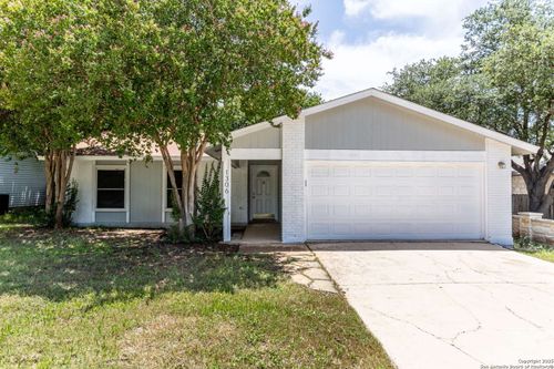 1306 Saint Lawrence St, San Antonio, TX, 78245-1352 | Card Image