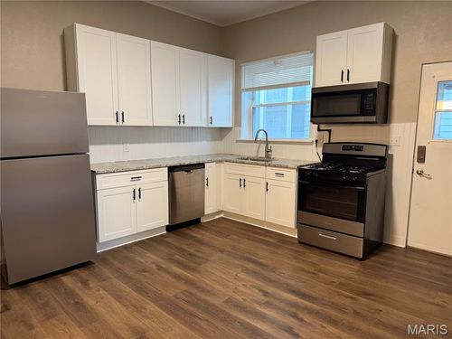 3-316 W Mill Street, Waterloo, IL, 62298 | Card Image