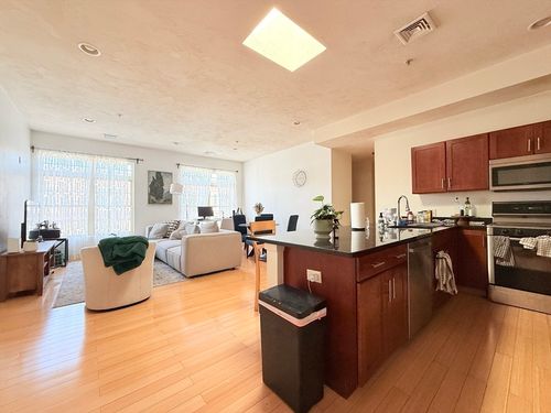 14-9 Gardner St, Boston, MA, 02134-1792 | Card Image