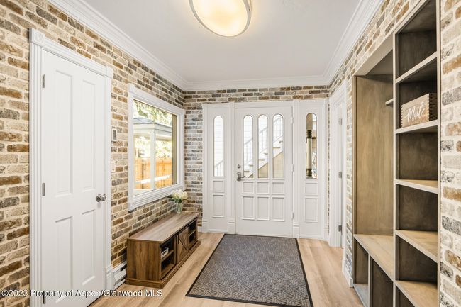 A - 1195 E Cooper Ave, Home with 4 bedrooms, 4 bathrooms and 3 parking in Aspen CO | Image 4